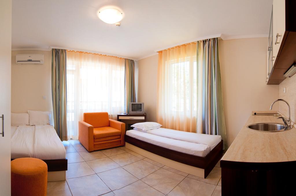 Guest House Hiora Ahtopol Exterior foto