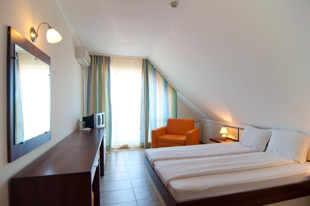 Guest House Hiora Ahtopol Exterior foto