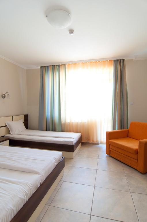Guest House Hiora Ahtopol Exterior foto