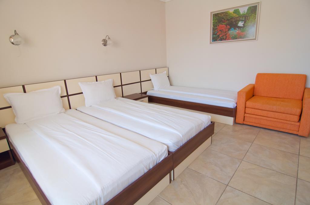 Guest House Hiora Ahtopol Exterior foto