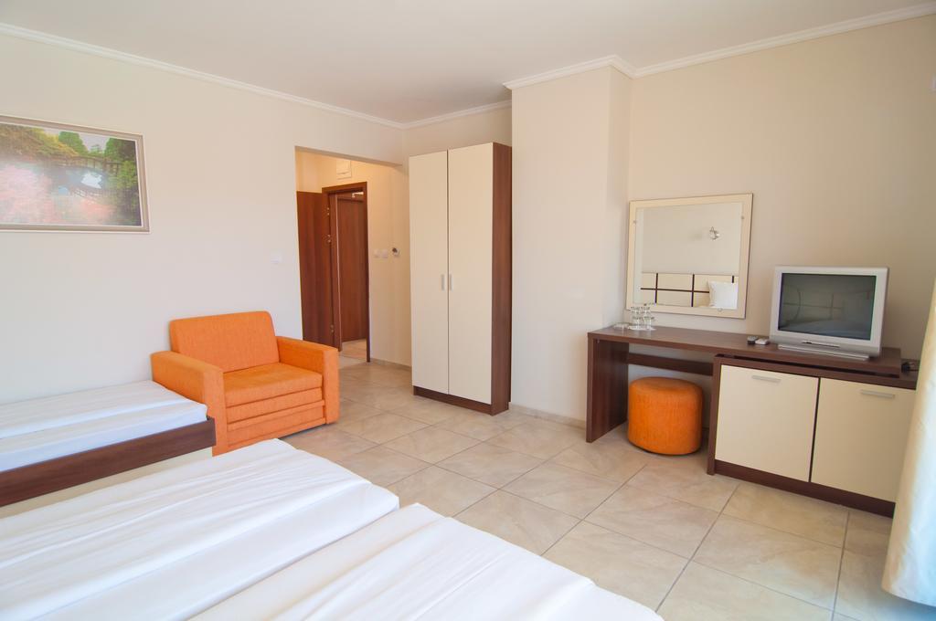Guest House Hiora Ahtopol Exterior foto