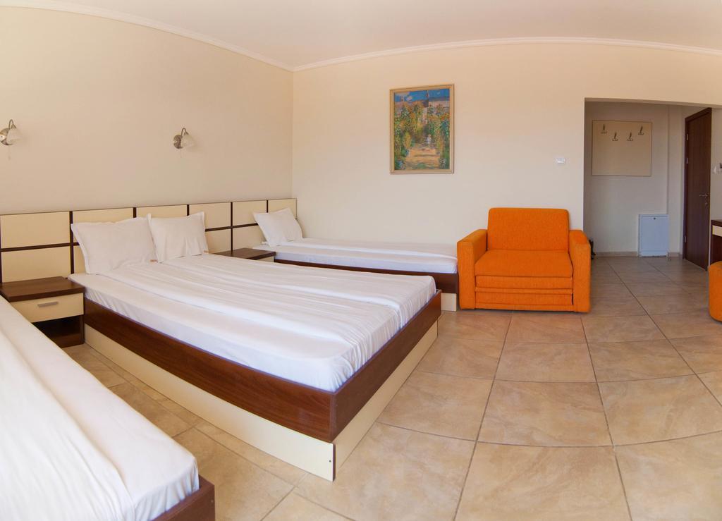 Guest House Hiora Ahtopol Exterior foto